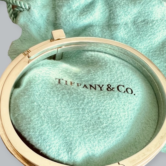 *SOLD* Authentic Tiffany & Co Diamond Square Wrap Bracelet SIZE MEDIUM - Picture 4 of 14